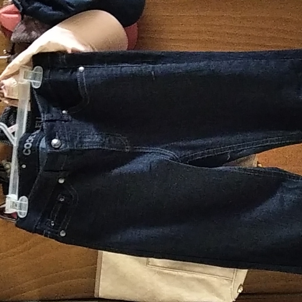 Jeans - Picture 2 of 4